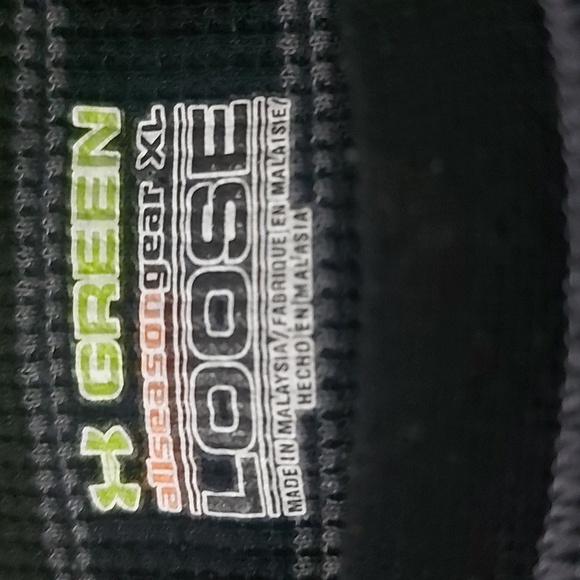 Men's Under Armour All Season Gear loose fit long sleeve thermal knit tshirt - Picture 3 of 7